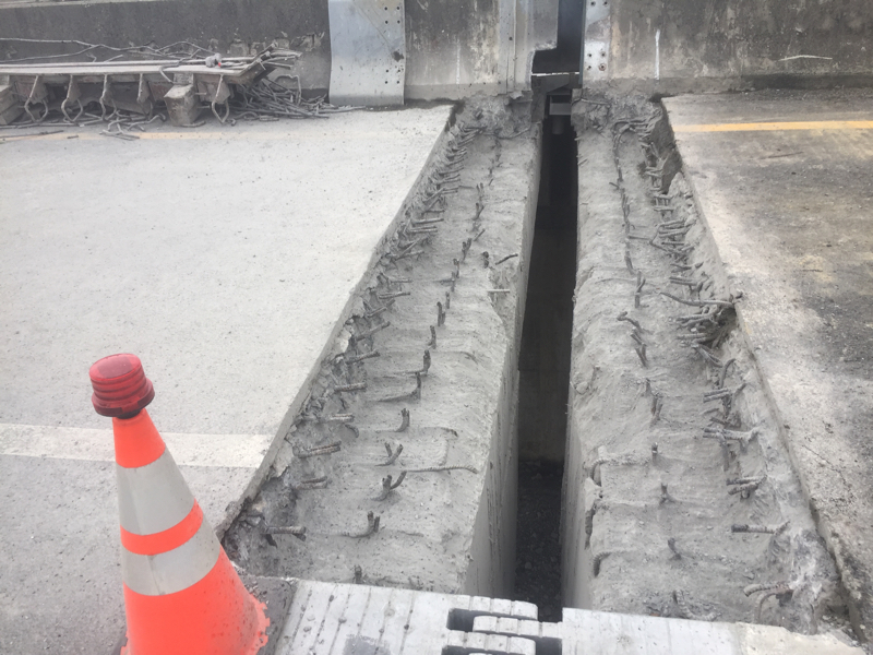 FB:秉承企業社 - 伸縮縫打除