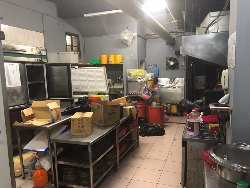 迪心飛炫有限公司 - 廚房除油清潔前