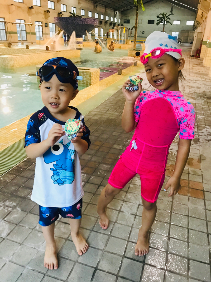 台南小白鯨游泳教室 - 