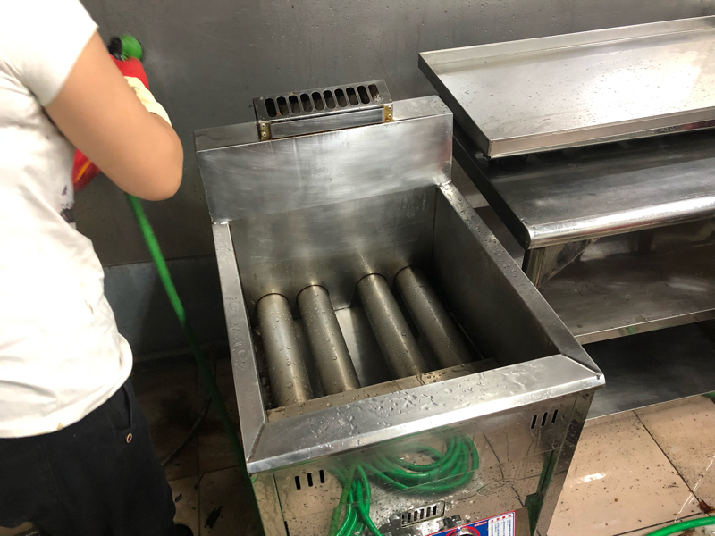 迪心飛炫有限公司 - 除油清潔