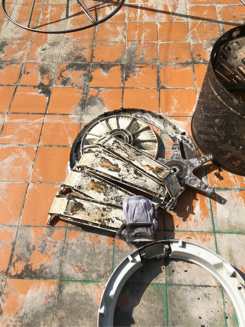 白天工坊洗衣機清潔家 - 清洗前