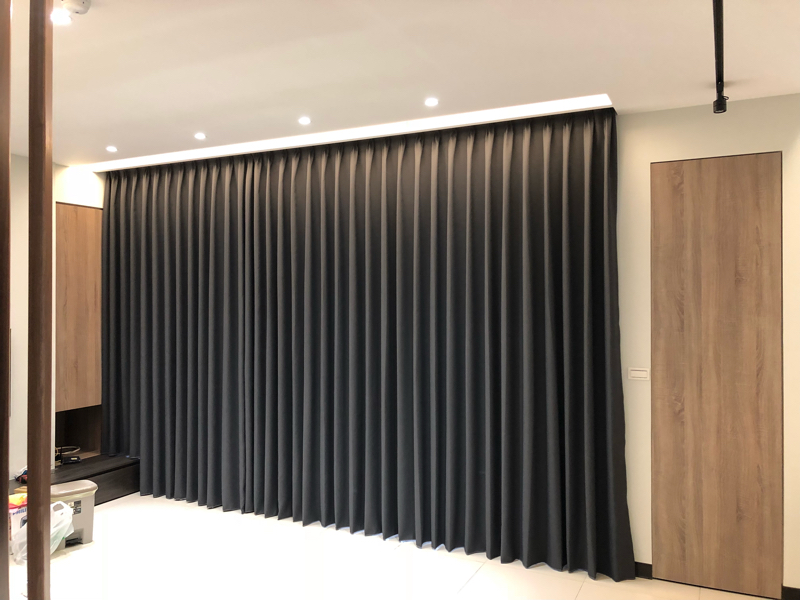 鼎騏興業有限公司 窗廉 壁紙 朔膠地磚 地毯 - 3倍布簾挺直效果