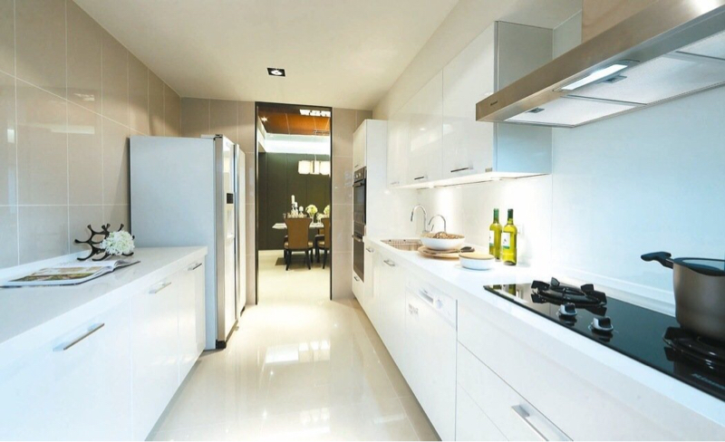 蘇郁翔 - 桃園八德 林公館 廚房空間規劃 
林內油煙機 林內雙口爐
德國 BLUM 五金鉸鍊 緩衝抽屜
進口蒸烤爐 烤箱 
純白系統門板 石英石