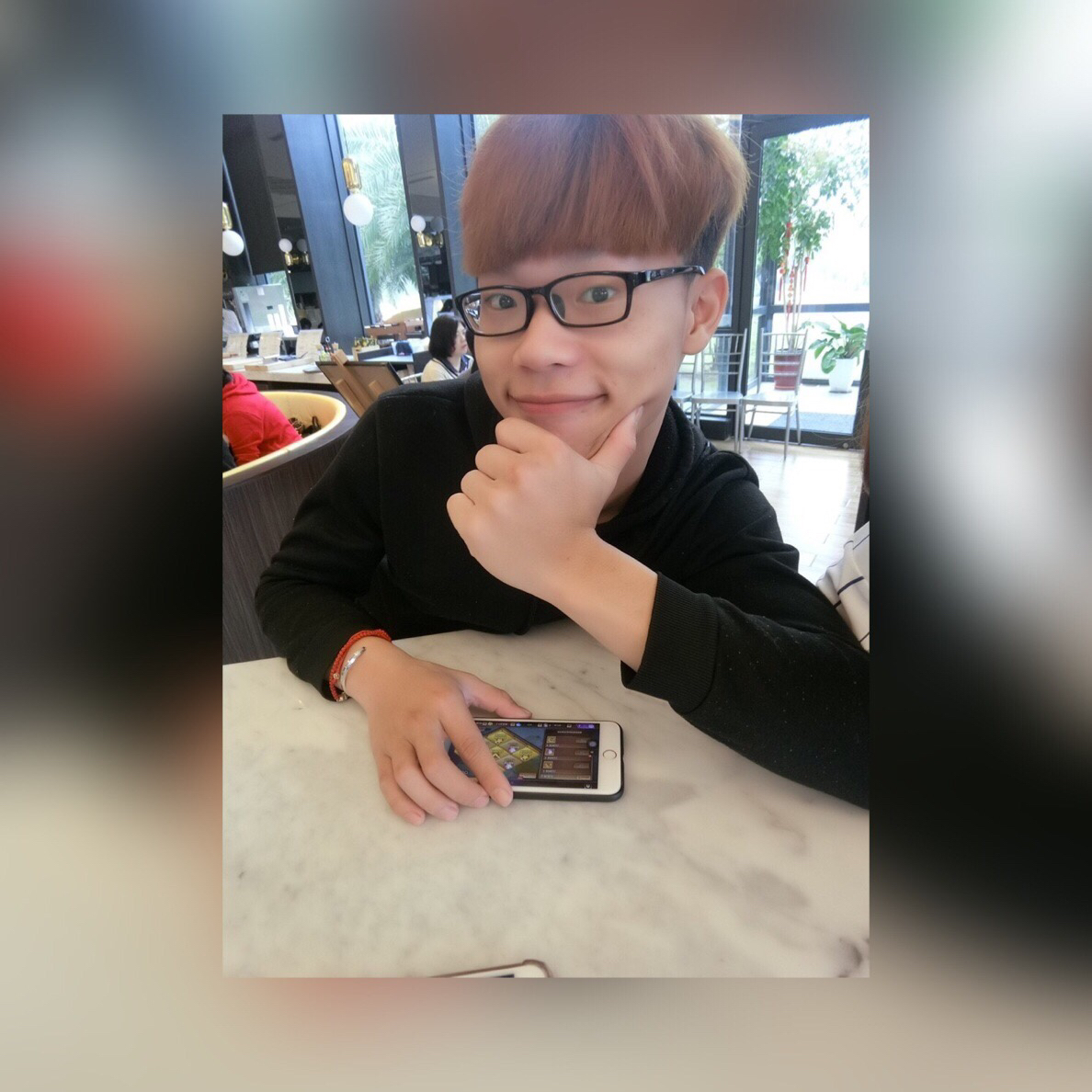 提供外送員服務的專家金牌外送員