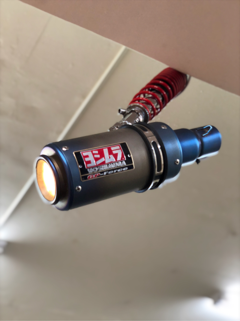 劉柏陞 - 排氣管改裝投射燈