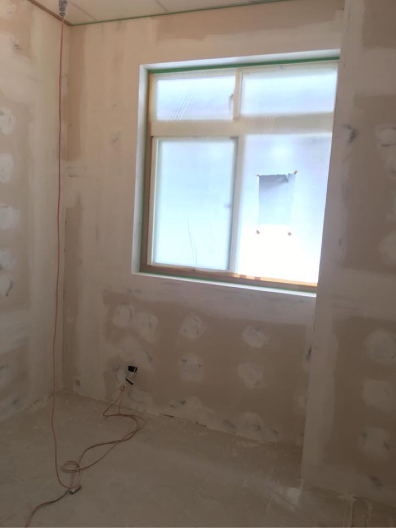 環亞工程 - 牆面批土
