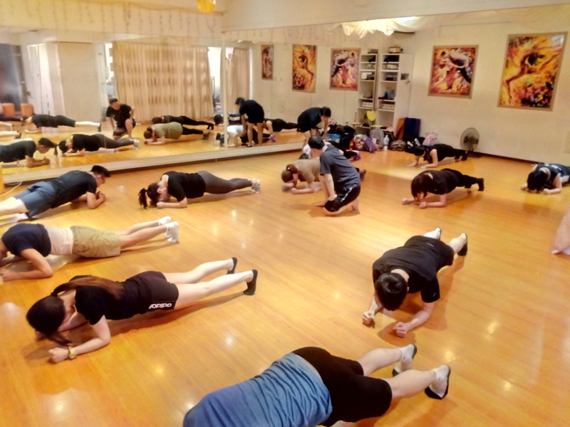 Mita - 小班教學一起運動增加活潑度
5人-10人班

也有一對一教學?