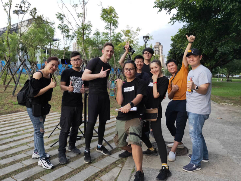 Eyeslive™ 艾思媒體 - 海外品牌產品拍攝劇照