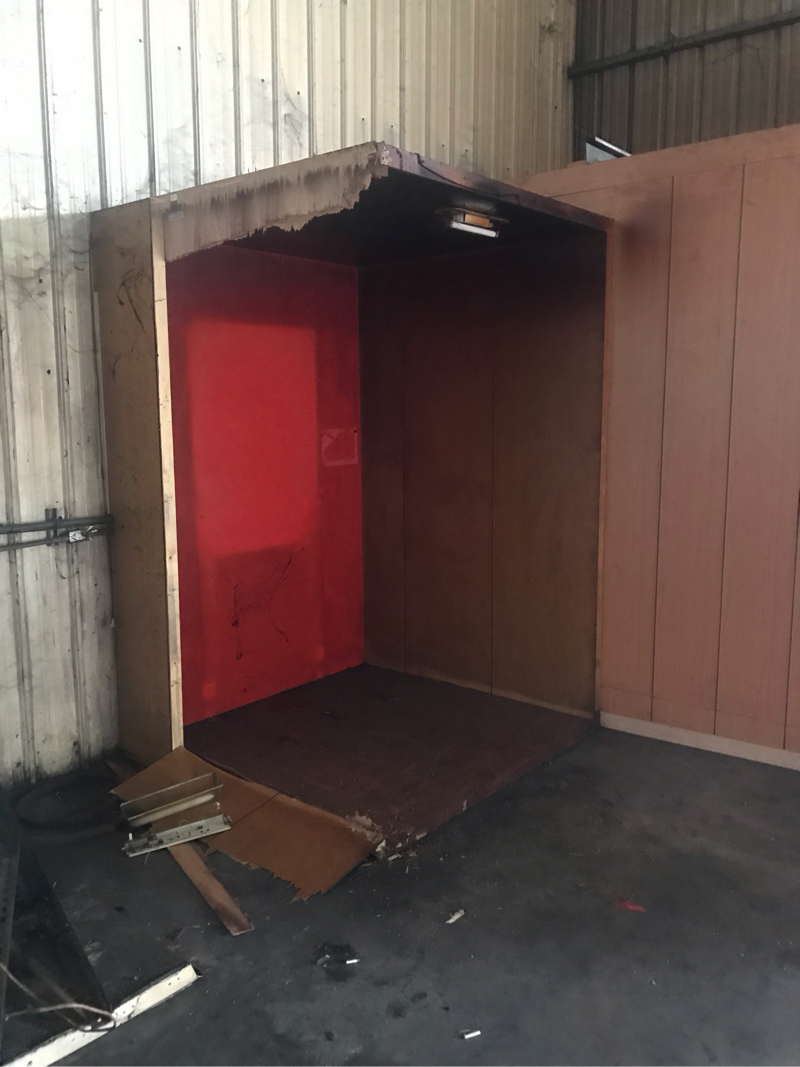 納飛工程 - 廠房 神明廳拆除