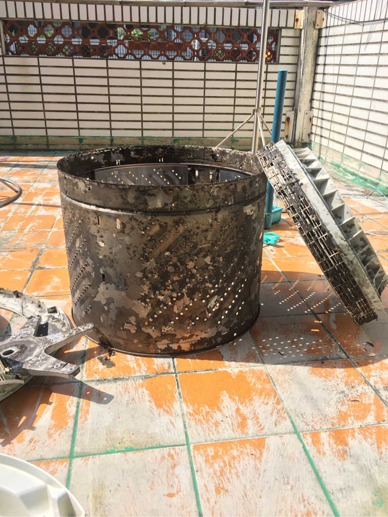 白天工坊洗衣機清潔家 - 清洗前