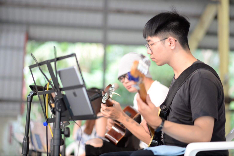 張峰銘 - Ting聽樂團