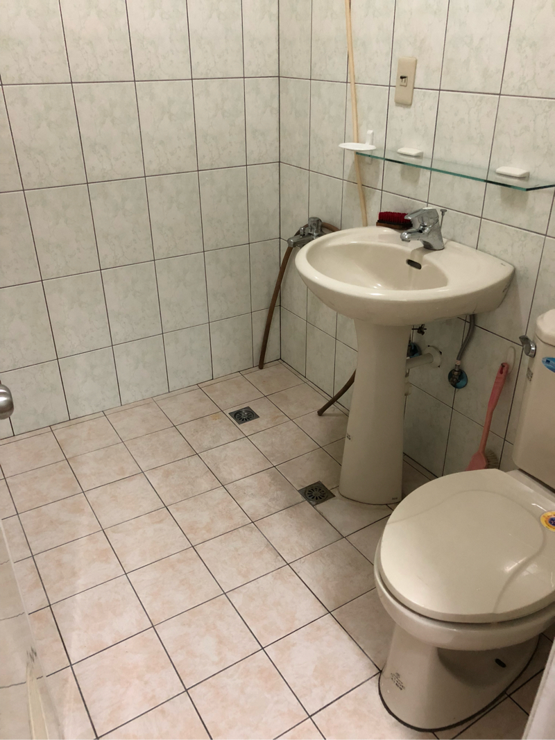 東華環境清潔工作室 - 