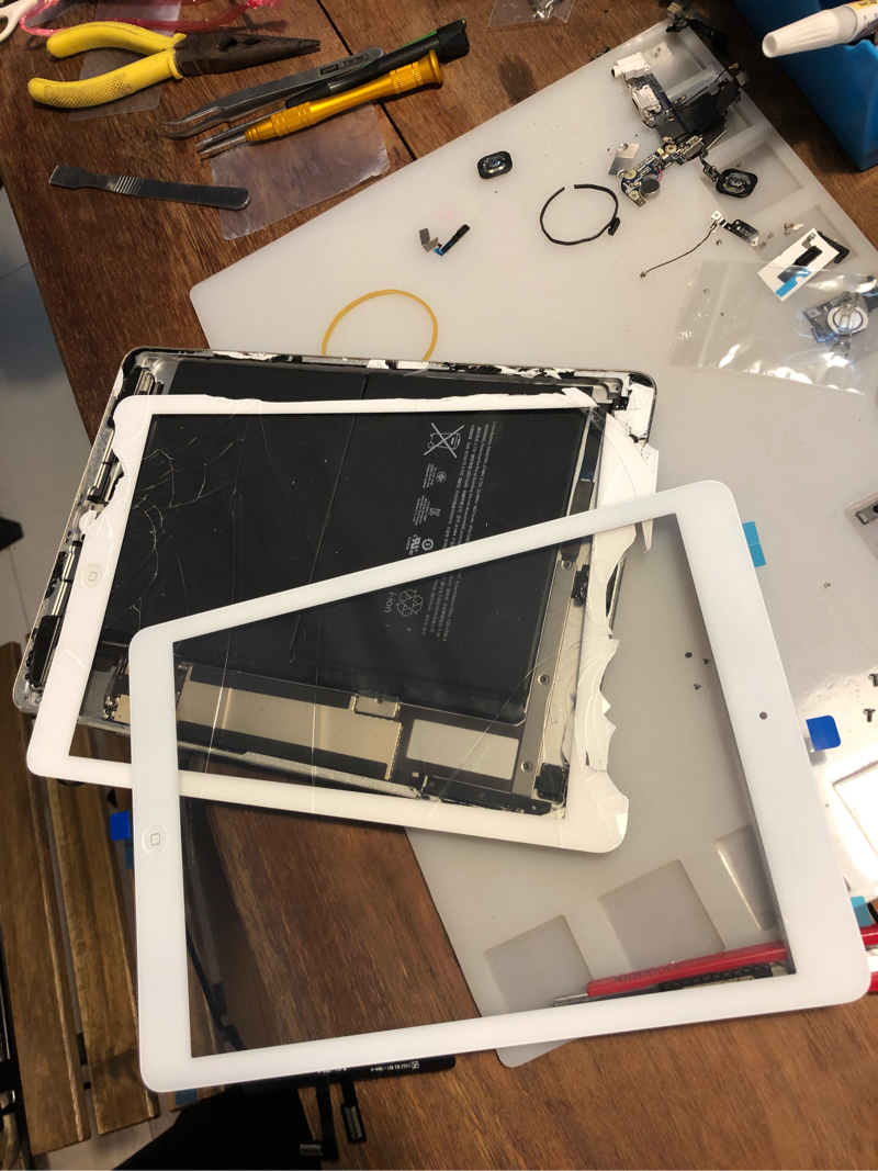 Amajor艾米爵手機維修 - iPad 表面玻璃更換