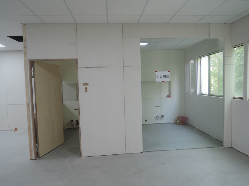 沐藝室內裝修設計有限公司 - 案件：博士倫物流中心
地點：新北五股
內容：整間裝潢設計

更多作品，請FB搜尋「沐藝室內裝修有限公司」
https://m.facebook.com/muyidesign.co.ltd/