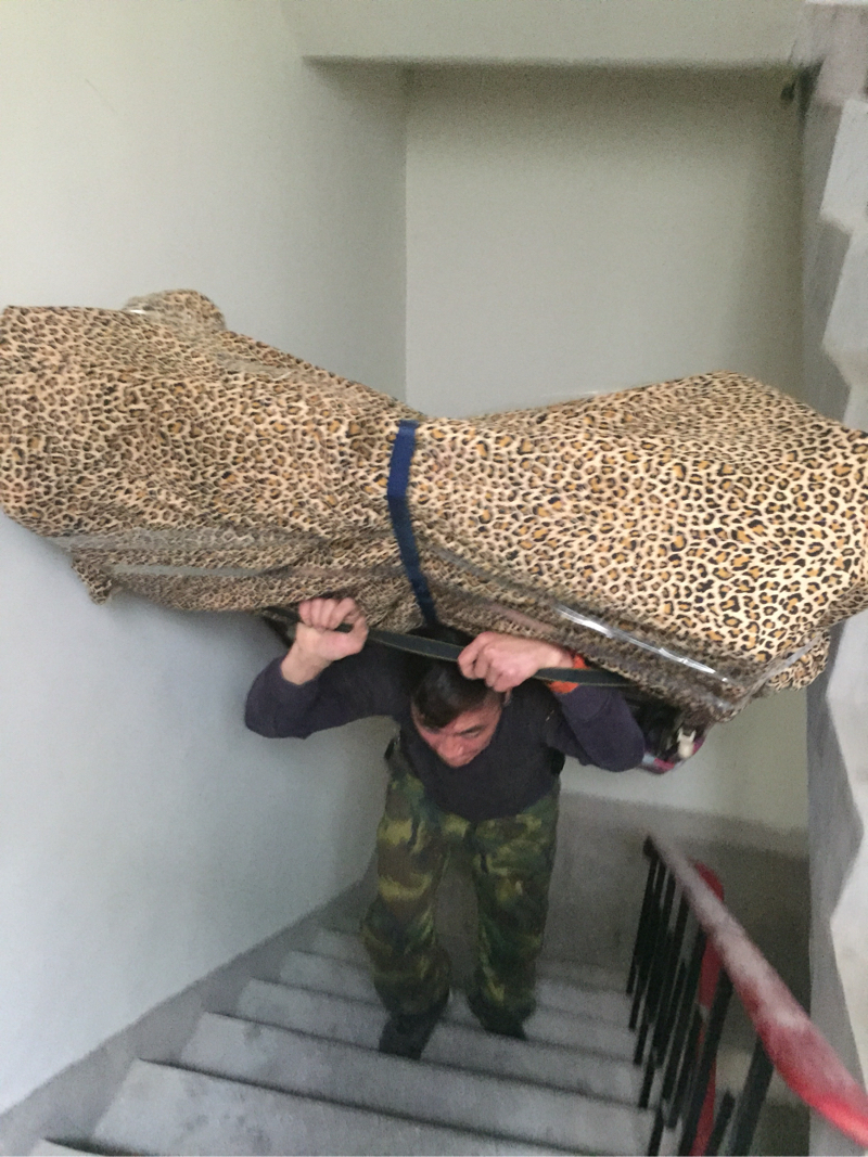 巧福搬家，回頭車，大型傢具處理 - 