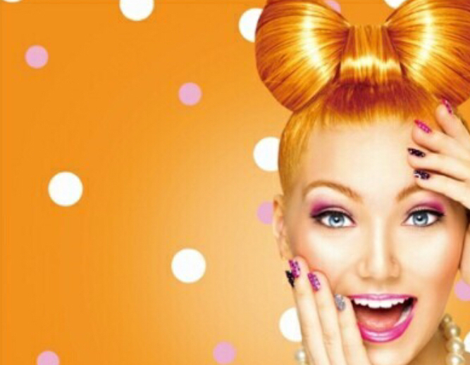 提供美髮服務的專家艾摩兒