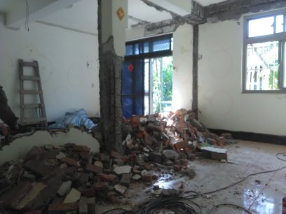 拆除工程 - 室內磚牆打除