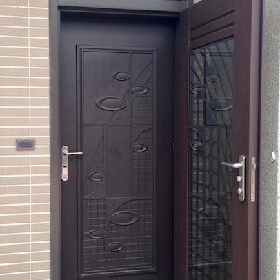 提供玄關服務的專家莊秉學