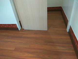 澄臻工程行 - 木頭紋