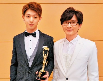 Crystal水晶老師 - 曾指導：林亭翰
◎創作歌手，2017香港華語金曲獎「最受歡迎新人」。													「不可能不愛你」專輯MV上線一個月點擊率破100萬。