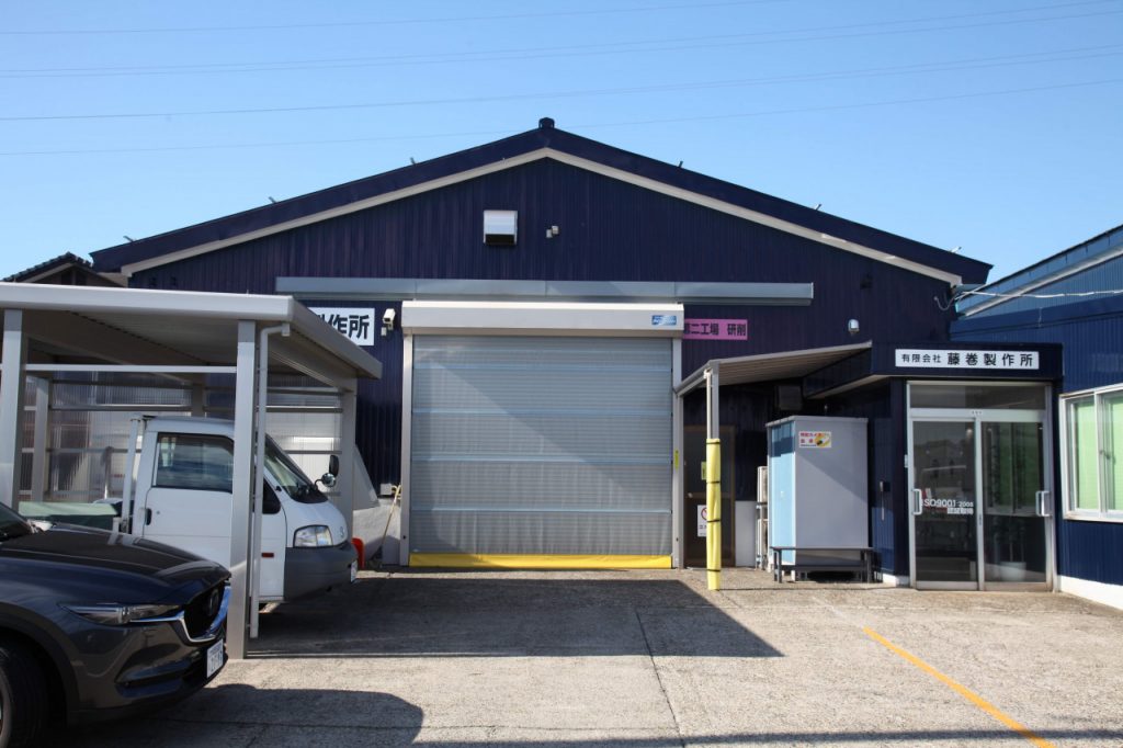 掲示板を追加・活用、画面をモニターに表示して情報伝達がスムーズになりました!