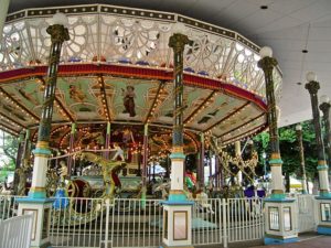 夏も冬も楽しめる遊園地!としまえんの魅力を紹介