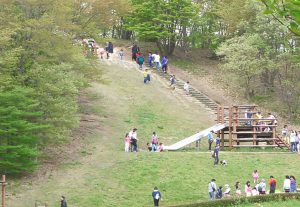 家族でアスレチックやBBQ!万葉クリエートパークで自然と遊ぼう