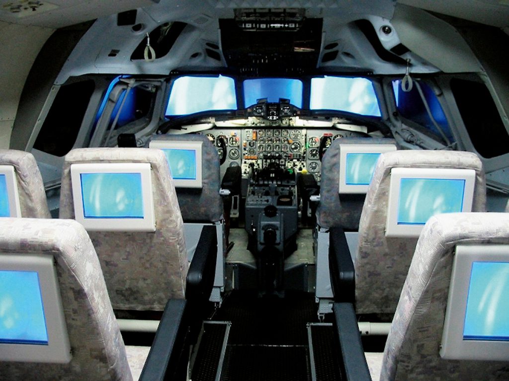 パイロット気分！飛行機の操縦など、体験充実の航空系博物館10選