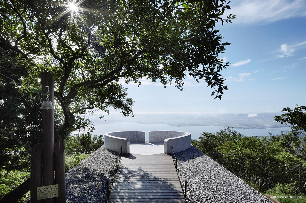 大きな琵琶湖を一望！天空のレジャー施設・びわ湖バレイ