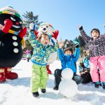 神戸・六甲山スノーパークは雪遊びが初めての子どもに人気！スキースクールは3歳～