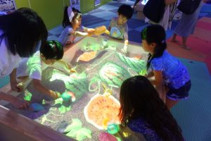 デジタル遊び・ARアトラクションがある屋内遊園地「ファンタジーキッズリゾート　武蔵村山」