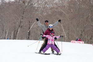 子どものスキー&スノボデビュー、年齢・ゲレンデ選び・コース選びはどうする?元アルペンスキー日本代表・平澤岳さんが直伝!!