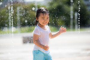 福岡県の水遊びが無料の公園など4選!じゃぶじゃぶ池や噴水広場など