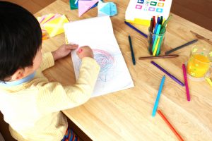 インスタグラム「#るるぶKidsアート」キャンペーンから応募作品をピックアップ！