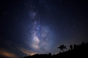 「日本一の星空」長野県阿智村で冬を楽しむナイトツアー&謎解きウォークラリー