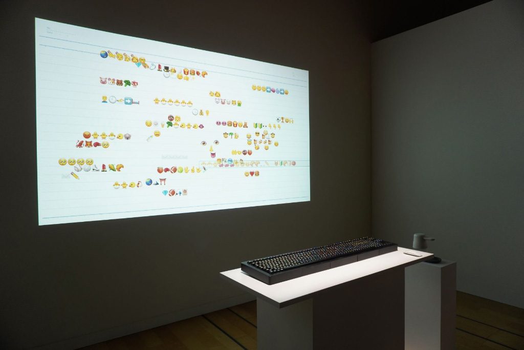 emolingual 「emolingual」 2019年–/NTTインターコミュニケーション・センター [ICC]（東京都/新宿区）