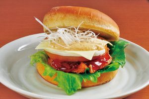 道の駅 流氷街道網走で網走バーガーや流氷ドラフトをいただこう！