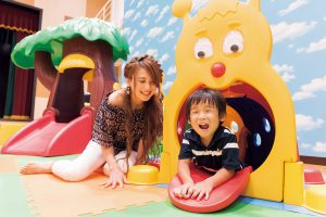 屋内でも元気に遊びたい!関西の室内遊びスポット7選