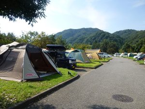栃木県の日帰りバーベキュー&キャンプ場7選(手ぶら・持ち込み・ペットOK・川遊びなど)