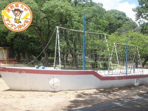 須磨浦公園（神戸市須磨区）は、山の傾斜を利用した広大な敷地！電車や須磨海岸も望める