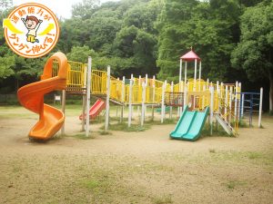 奥須磨公園(神戸市須磨区)で、自然と大型複合遊具を満喫しよう!
