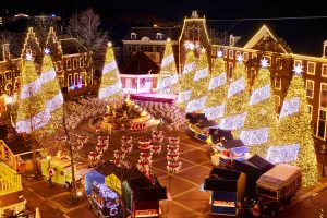 日本初の豪華3階建てメリーゴーラウンドもオープン!ハウステンボスの2022年クリスマスって?
