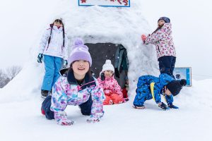 北海道・さっぽろ羊ヶ丘展望台で「羊ヶ丘スノーパーク2024」開催中　多彩な雪遊びが楽しめる