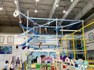 岐阜県の室内アスレチック・室内遊び場！大型遊具・ボールプール・赤ちゃん設備も