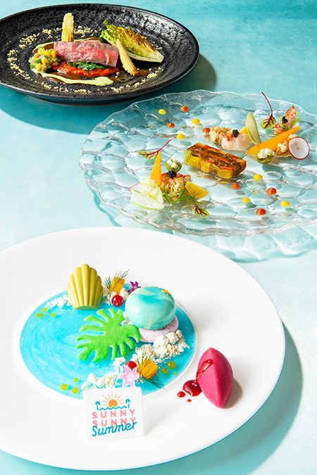 「“Sunny Sunny Summer”スタイリッシュカンナ」1万5000/カンナ(東京ディズニーランドホテル)
