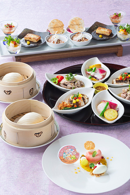 「“ダッフィー&フレンズのフィルド・ウィズ・ジョイ!”カントニーズランチ」7500円/シルクロードガーデン(東京ディズニーシー・ホテルミラコスタ)