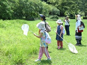 都立小峰公園で豊かな自然を満喫するイベント「夏のチョウをさがそう!」&「昔ながらの魚釣り」が夏休みに開催