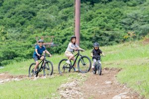 長野・つがいけアウトドアヴィレッジに「サイクルパーク」が新登場!新たなウォーターフロートやキッズプレイランドも