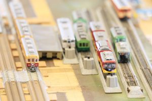 京都・淀川河川公園さくらであい館で「Nゲージ鉄道模型公開運転会」開催　体験運転や車掌制服で記念撮影も