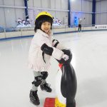 通年スケートできる「三井不動産アイスパーク船橋」を初心者の子どもと体験レポート！